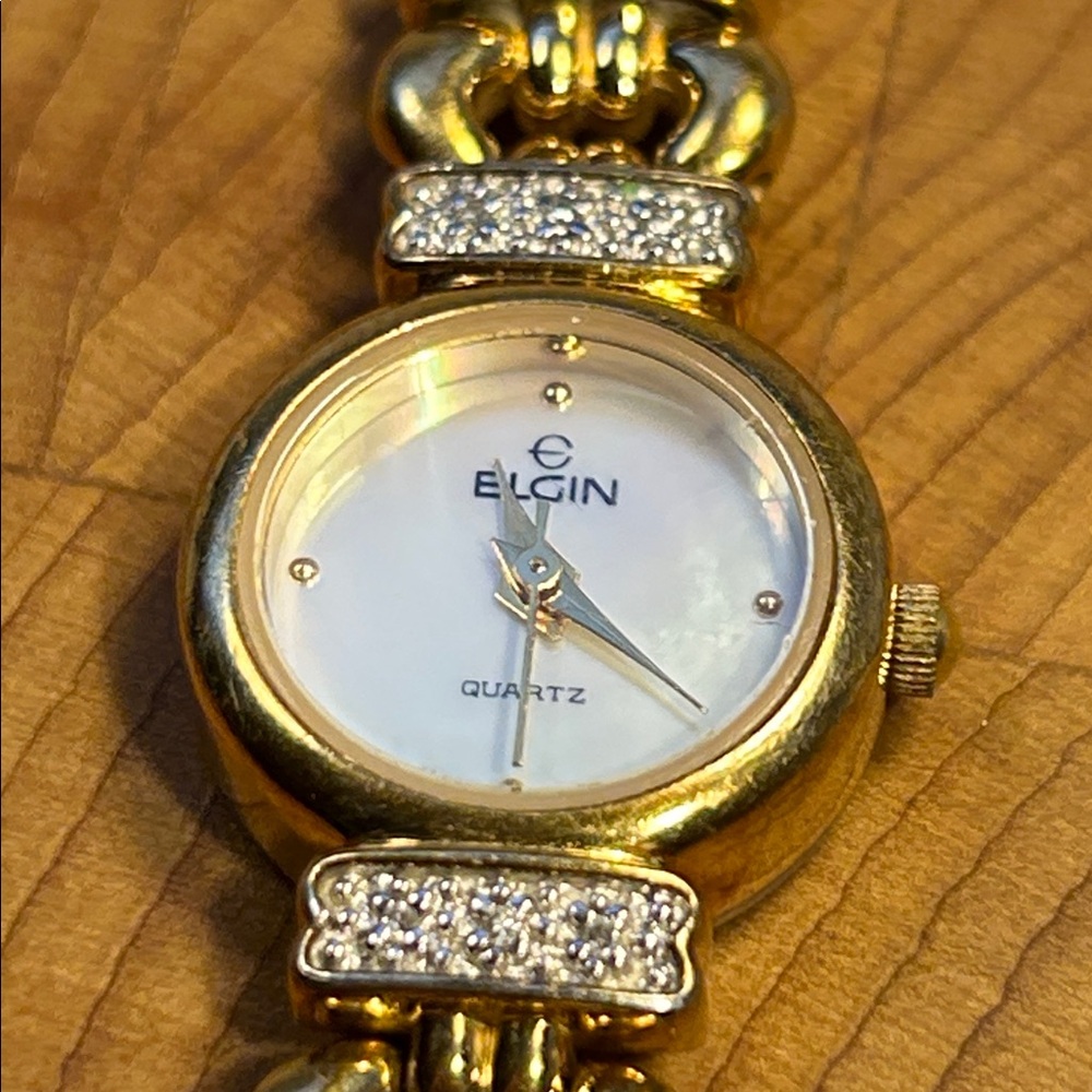 ELGIN ep850-017 elegant golden tone watch with diamond accents - Picture 10 of 10